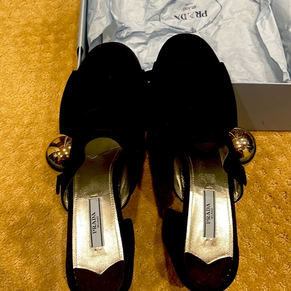 Prada suede size40 mulewith Silver bulbs- brand new - Picture 6 of 7